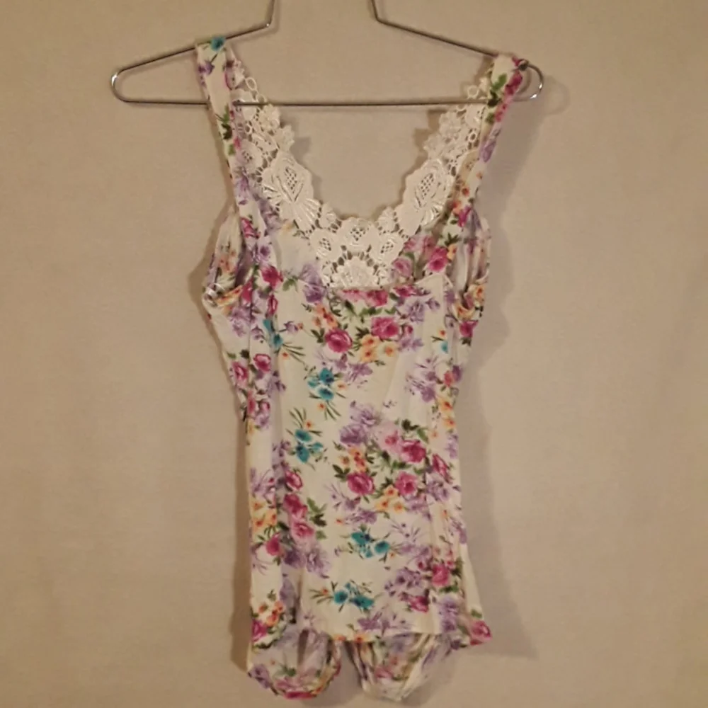 **DONATED** Buttery soft floral tank - Picture 3 of 5